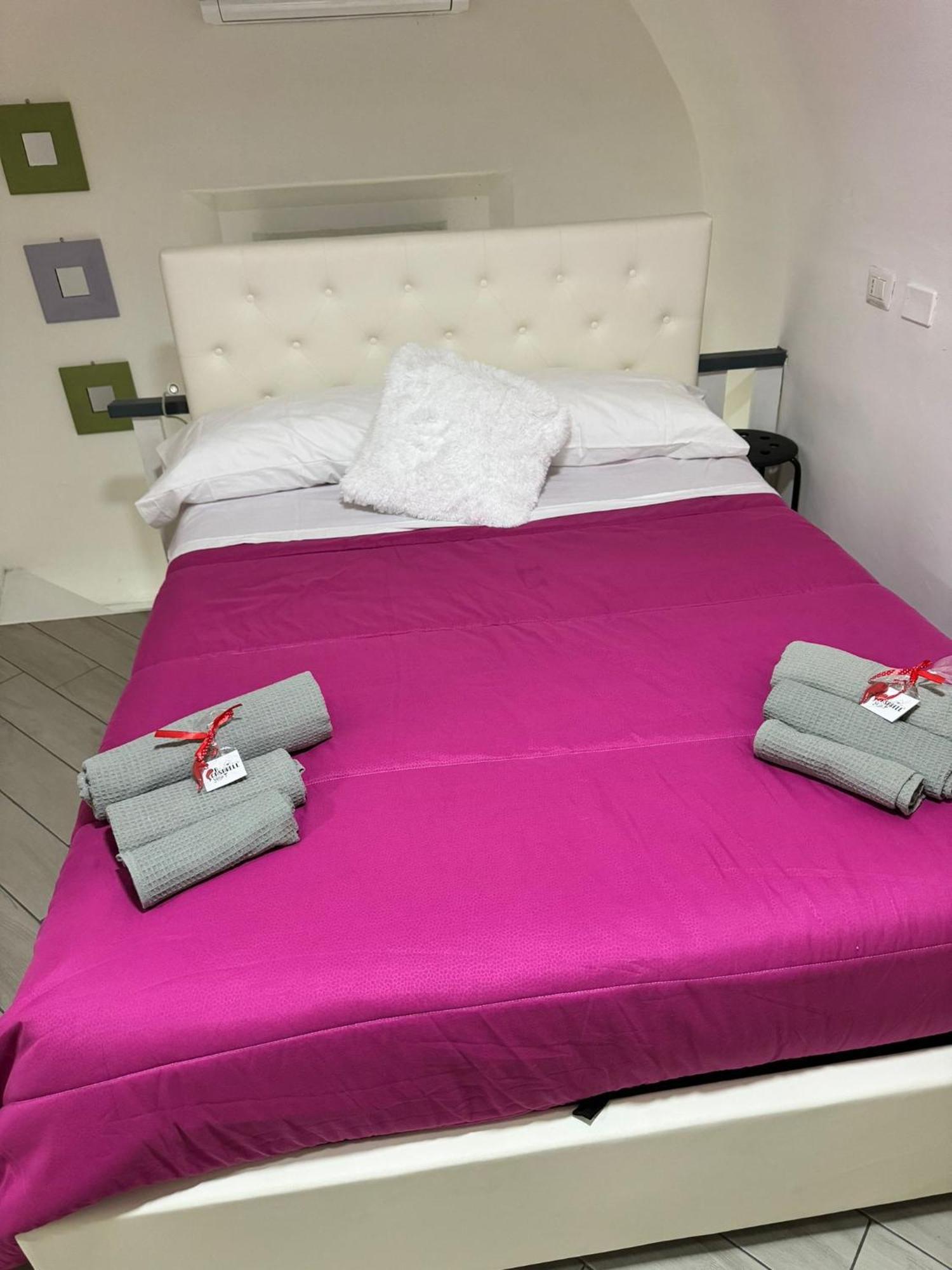 A Casarell Apartment Наполи Екстериор снимка