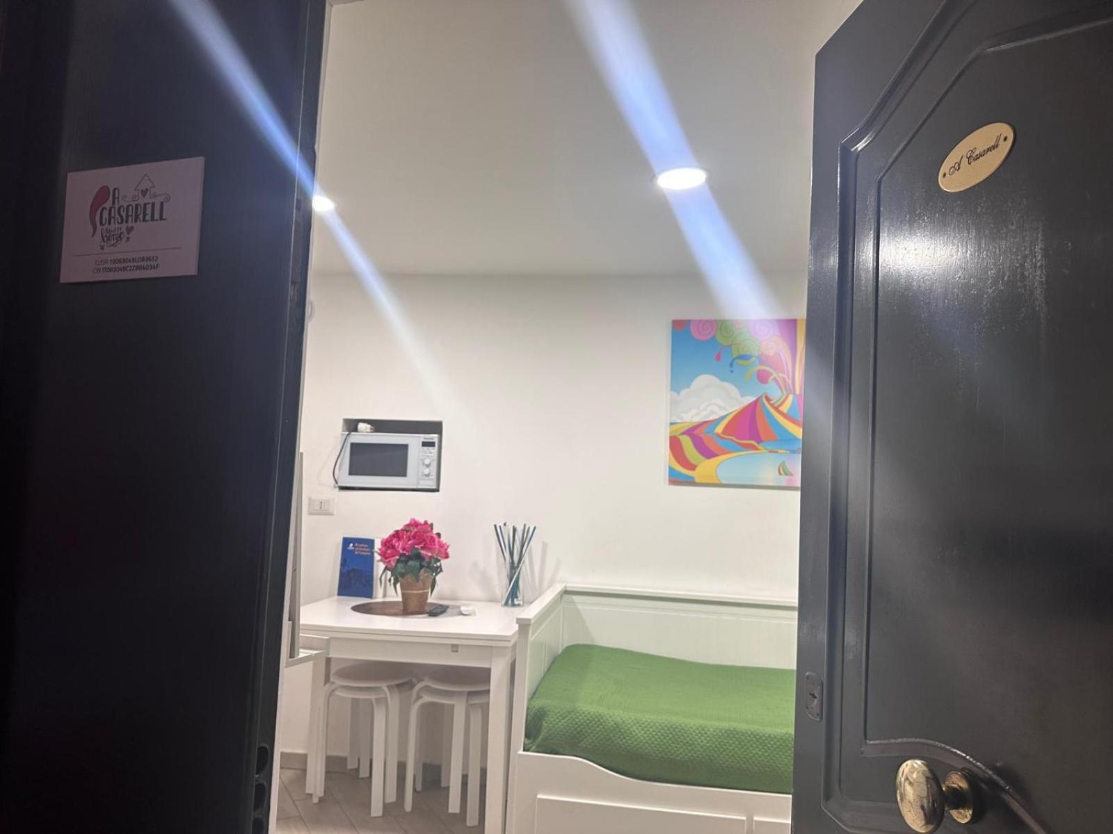 A Casarell Apartment Наполи Екстериор снимка